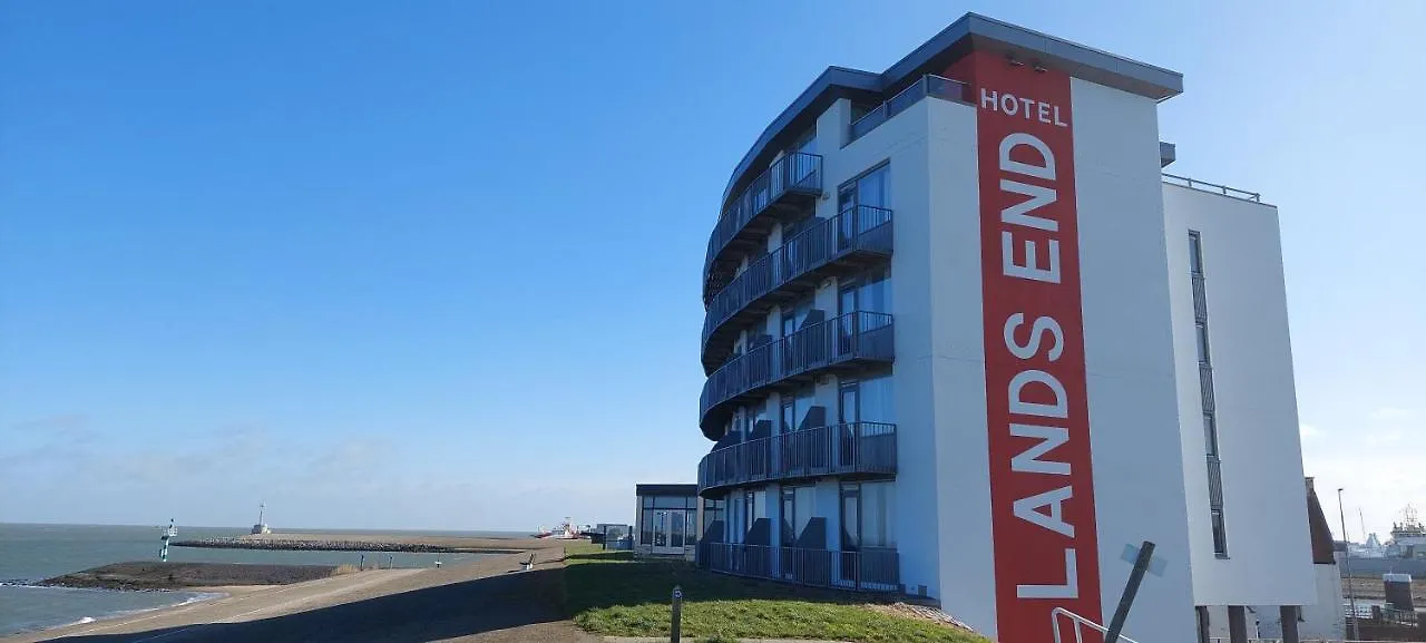 Staying In the Dutch Coast: 15 Resort Hotels Compared