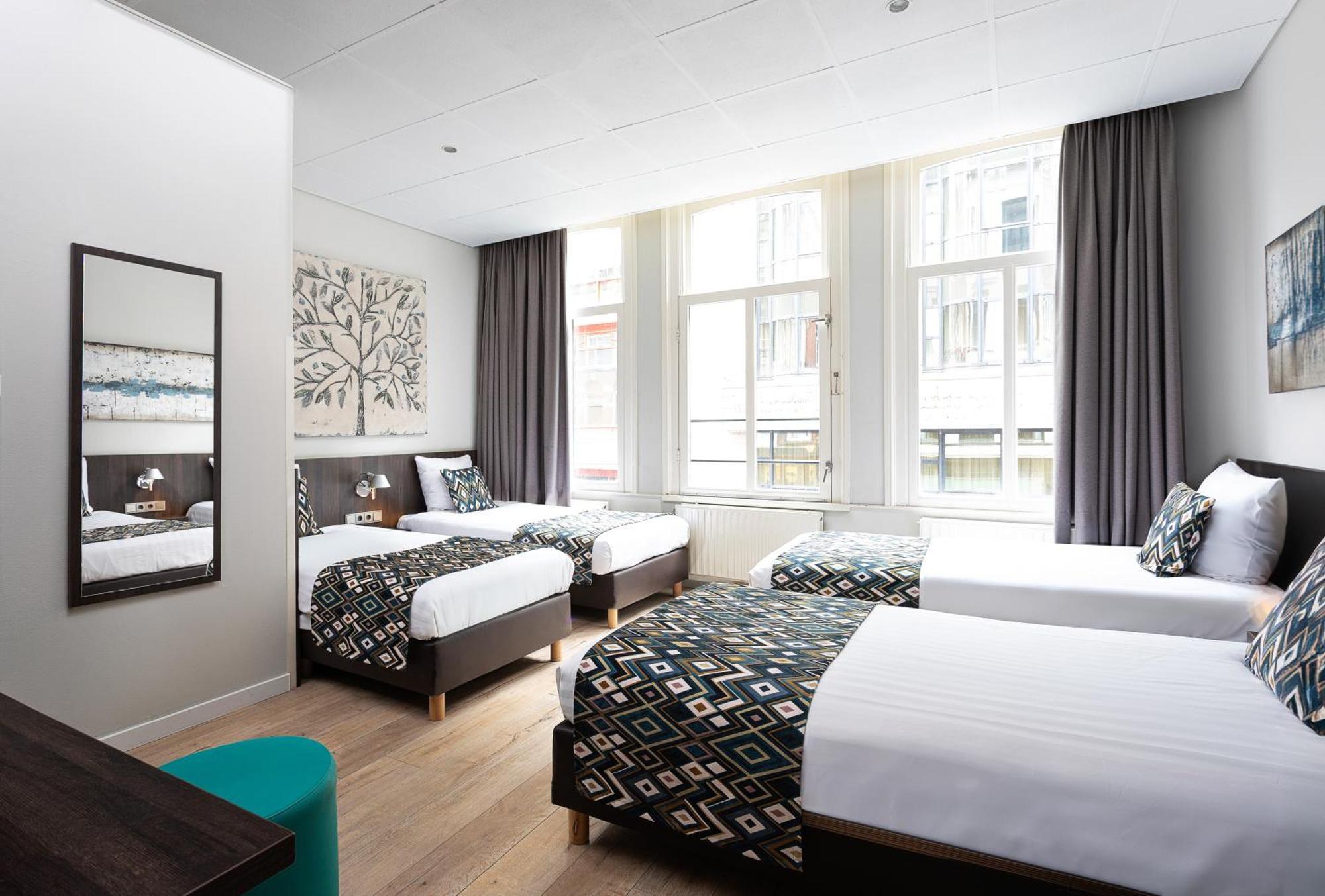 4 Hotels Near National Pipe Museum That Deliver